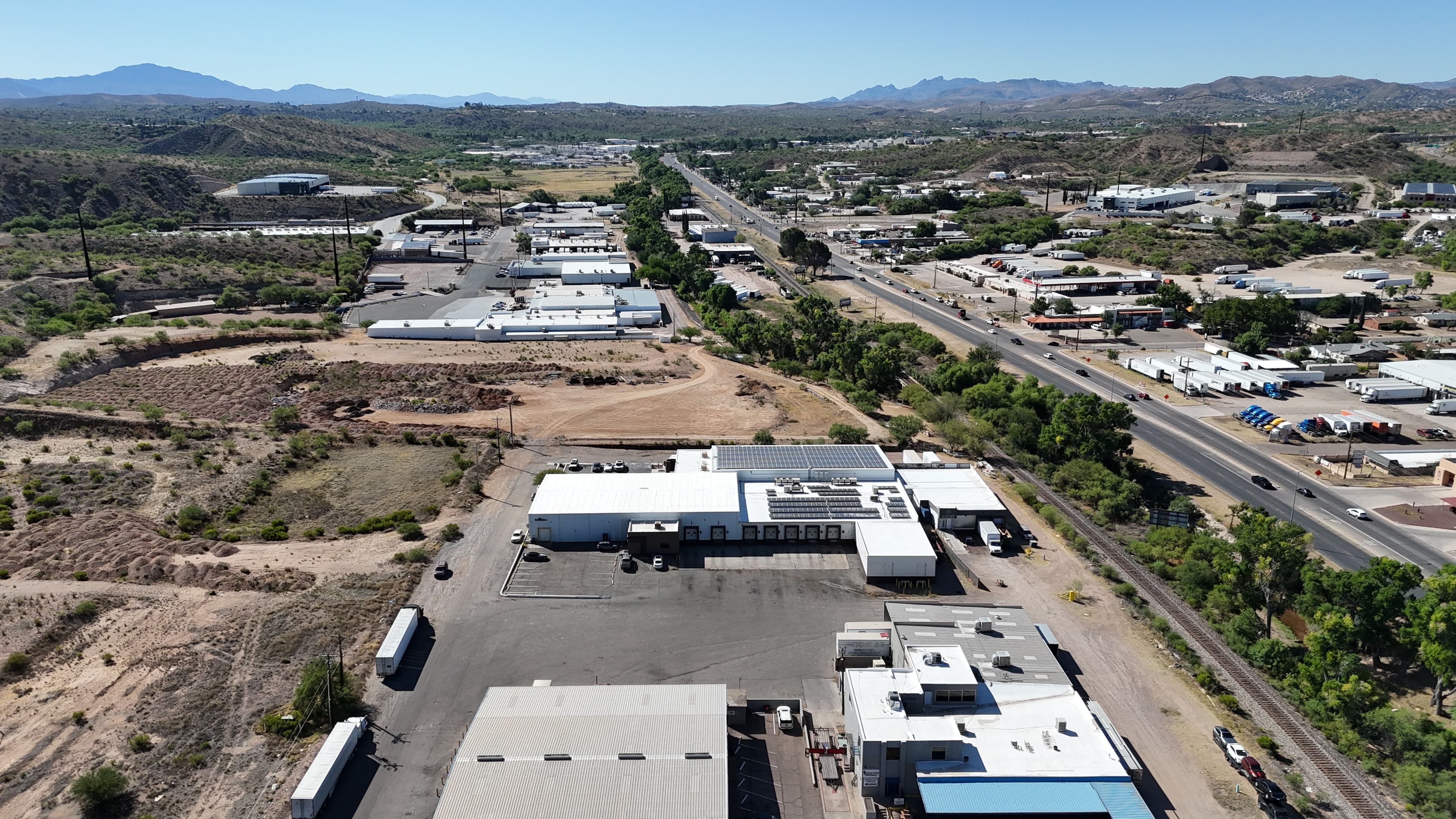 Industrial corridor roofs from the air